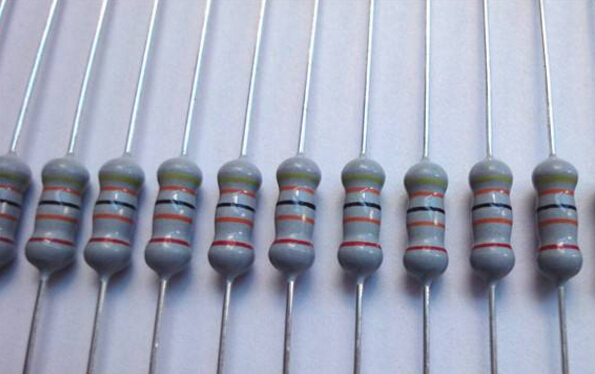 揭秘插件电阻的功能、应用和技术发展