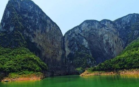 恩施旅游跟团5天旅行社报价多少，恩施旅行社5日游报价1380元