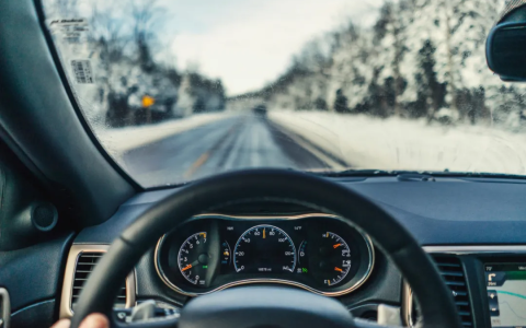 起步要热车，提前预防发动机磨损