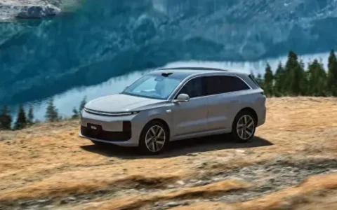 硬顶问界M7！理想L6实车正式到店，网友:也是24.98万！