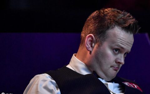 上海赛揭幕战：墨菲轰142分血洗吕昊天进16强 颜丙涛将迎战霍师傅