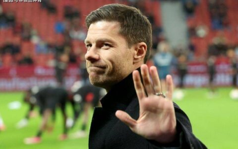 原创
            曝阿隆索与勒沃库森已达成口头协议：补偿合适，便可离队！