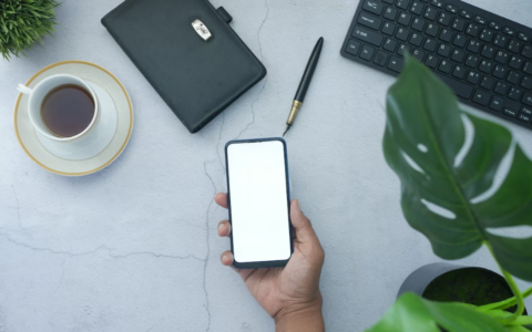 手机的运存和内存：各自的作用与关联