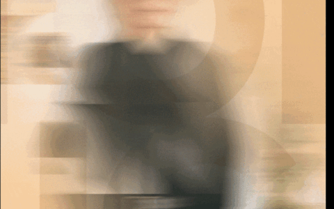 久违了，影后蒋勤勤