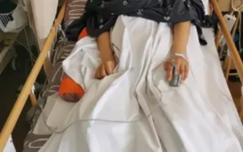 一湃视角：丈夫脑出血病倒，妻子卖房失联，是否构成“遗弃罪”？