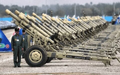 原创
            静默96小时，伊朗宣布报复行动，以色列被逼闭馆，王牌军队已集结