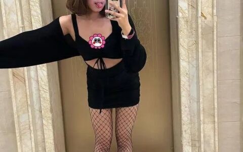 贾静雯的人生有多坎坷？