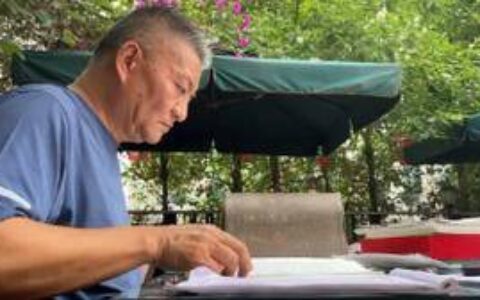 57岁“高考钉子户”梁实备战第28次高考：或是最后一次了