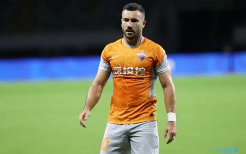 半场-阿奇姆彭进球被吹拉多尼奇失良机 津门虎暂0-0深圳