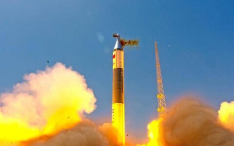 湖北“快舟”送两颗“湖北星”升空 武汉一号卫星将专职服务武汉都市圈