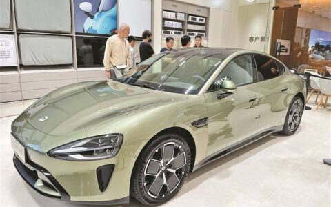 小米新车“卷”动降价潮 4月1日起，多家车企宣布降价