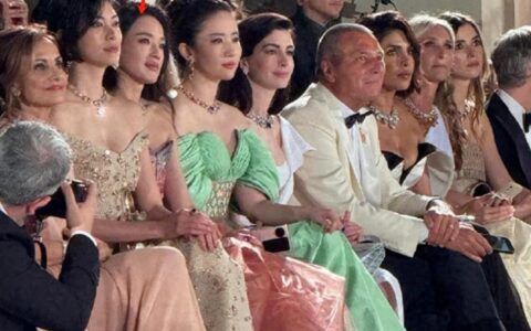 大快人心！日本女星挤兑舒淇：遭主办方除名！刘亦菲晒照霸气力挺