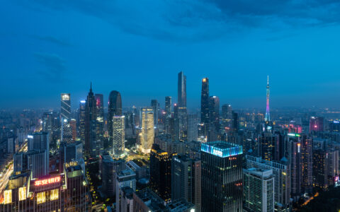 中国经济增长持续焕新活力，内外双循环共筑辉煌未来！