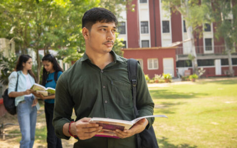 文科生高考填报志愿攻略：从了解自我到职业规划，每一步都重要！