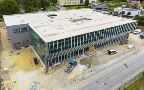 特斯拉柏林工厂扩建获批：绿色制造再添新动力，电动车产业迎来新篇章