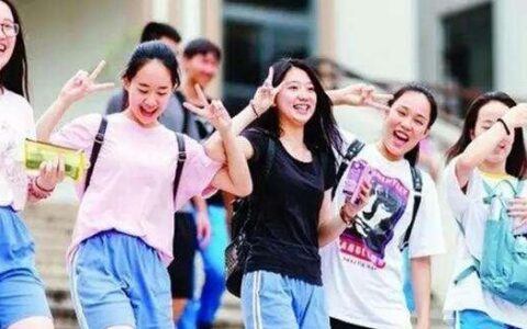 服了，小小12岁少女，高考620分！