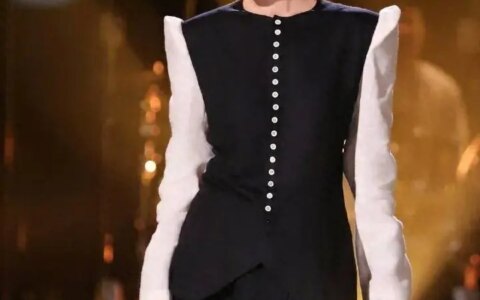 那英，天后回归！歌手《灿烂的你》为高考生祝福加油！-灿烂的你谁唱的