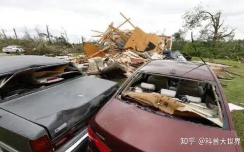 这种风暴号称“陆地飓风”，近日横扫美国中部，60万户被吹断电-美国飓风图片大全