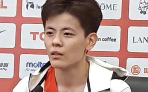 原创
            CBA速递：付豪秀恩爱，胡明轩新发色引热议，琼斯更新小作文-付豪铭百度百科