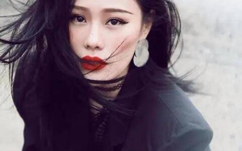 原创
            《乘风2024》一公预告泪洒荧屏，戚薇蔡文静动容引热议-乘风第一季名单