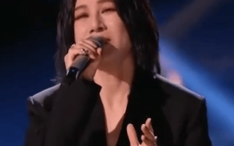 原创
            尚雯婕冲榜凡希亚！尚雯婕用低音对战高音终失败，但仍输人不输阵-尚雯婕唱法科学吗