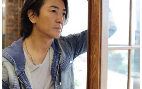 郑伊健低调现身，与妻蒙嘉慧，盛装夺目。-郑伊健演唱会蒙嘉慧