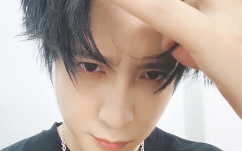 薛之谦新歌即将发布？你期待吗？-薛之谦新歌即将发布?你期待吗英文