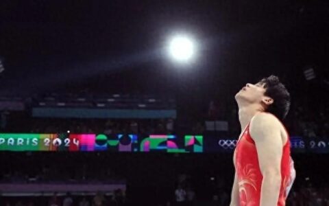 “半场开香槟”，前国家队队长陈一冰道歉！-陈一冰的身高