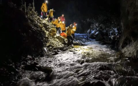 大理苍山一登山客失联9天8夜后获救-大理苍山景区门票