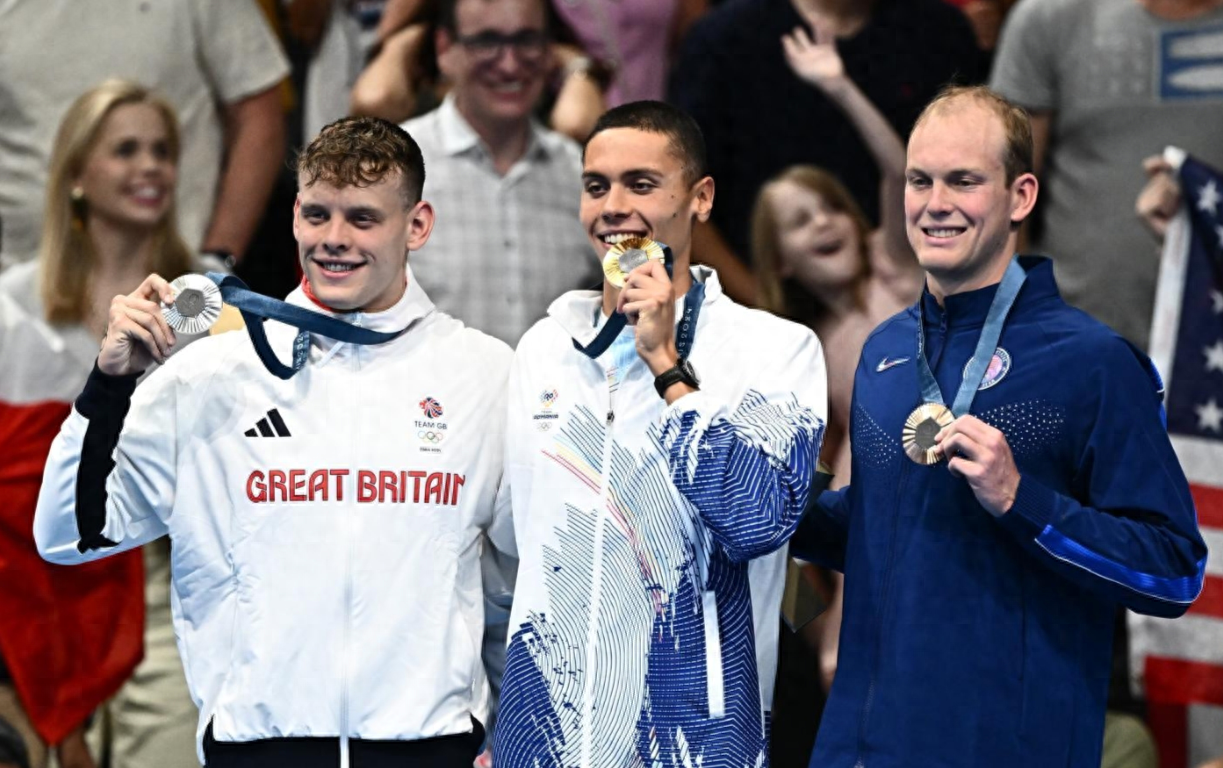 0.02秒险胜！波波维奇夺冠创造新历史，潘展乐100自劲敌先拿一金-波波维奇事件