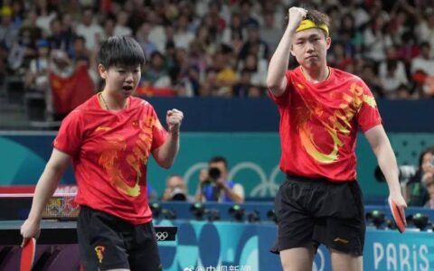刚刚夺冠，球拍就被奥运摄影师踩断！王楚钦回应-王楚钦比赛摔球拍视频