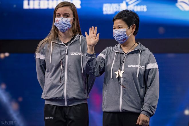 成功晋级4强！58岁倪夏莲3：1逆转挥舞球拍欢天喜地，迎战孙颖莎-倪夏莲成绩