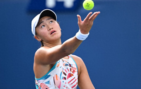 中国网球4大名将美网晋级，喜提360万巨额奖金，笑容满面-网球美网冠军