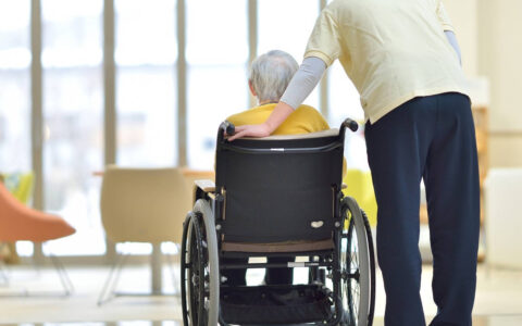 民政部要求积极探索养老服务“互联网+监管”模式-互联网养老机构的产品和服务有哪些类型