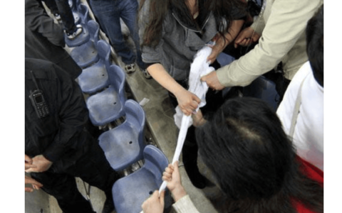 观天下：刘翔回应“八分之一的裤子”，网友沸腾-刘翔08年后所有比赛视频大全