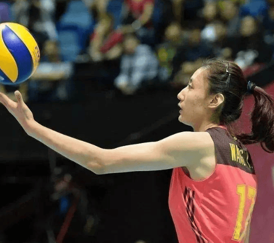 从2-0到3-2！中国女排艰难战胜美国女排，赢得巴黎奥运小组赛首胜-出线告急!