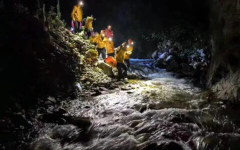 大理苍山一登山客失联9天8夜后获救，创造搜救纪录！-云南大理苍山景区