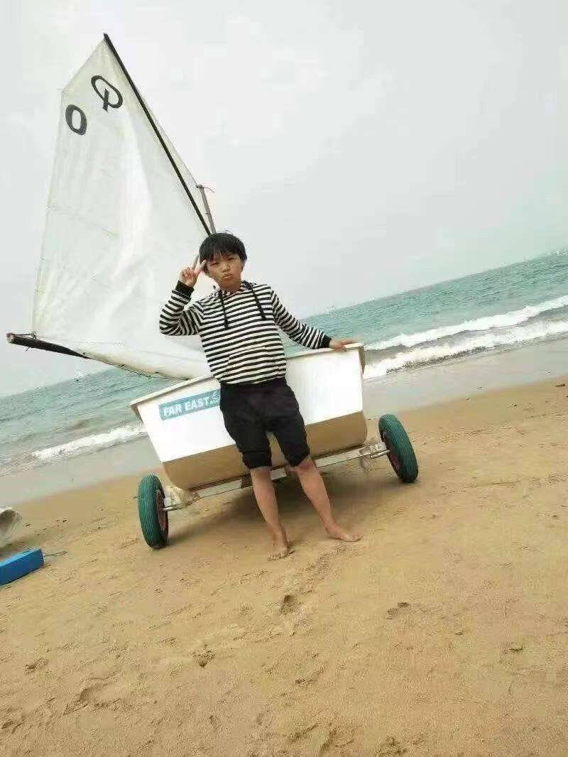 中国冲浪首度亮相奥运！四川凉山15岁少女杨思琪晋级女子冲浪16强-中国女子冲浪运动员是谁