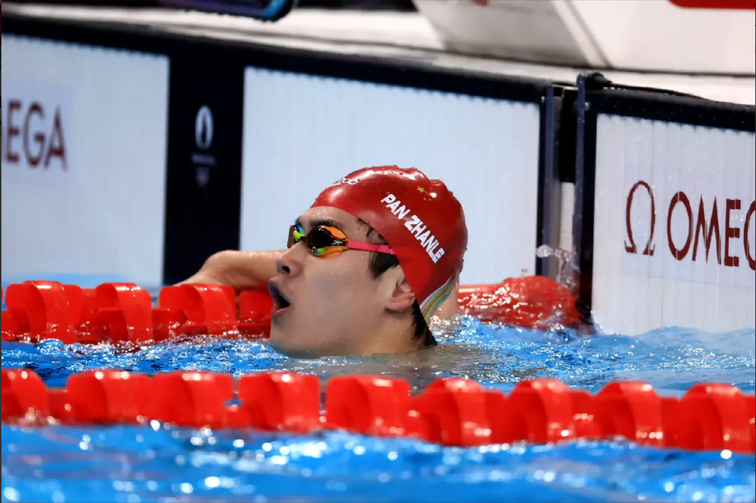 奥运游泳最新战报:张雨霏第1晋级,徐嘉余弃权,潘展乐夺冠=首金-奥运游泳冠军张雨菲简介