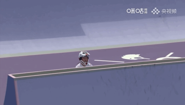 帅呆了！邓雅文夺得自由式小轮车金牌，实现该项目零的突破！-邓雅文近况