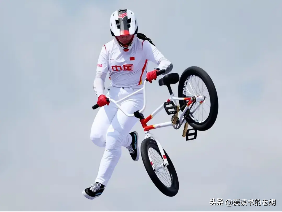 惊喜！中国最意外金牌！18岁邓雅文刚上奥运就夺冠了！-邓雅文的高中学校