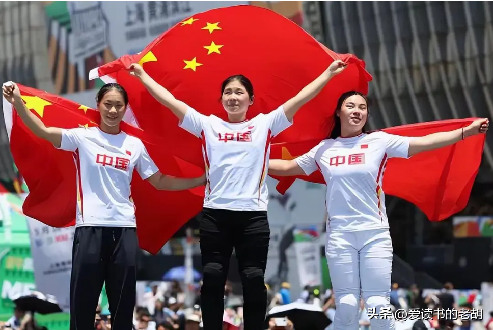 惊喜！中国最意外金牌！18岁邓雅文刚上奥运就夺冠了！-邓雅文的高中学校