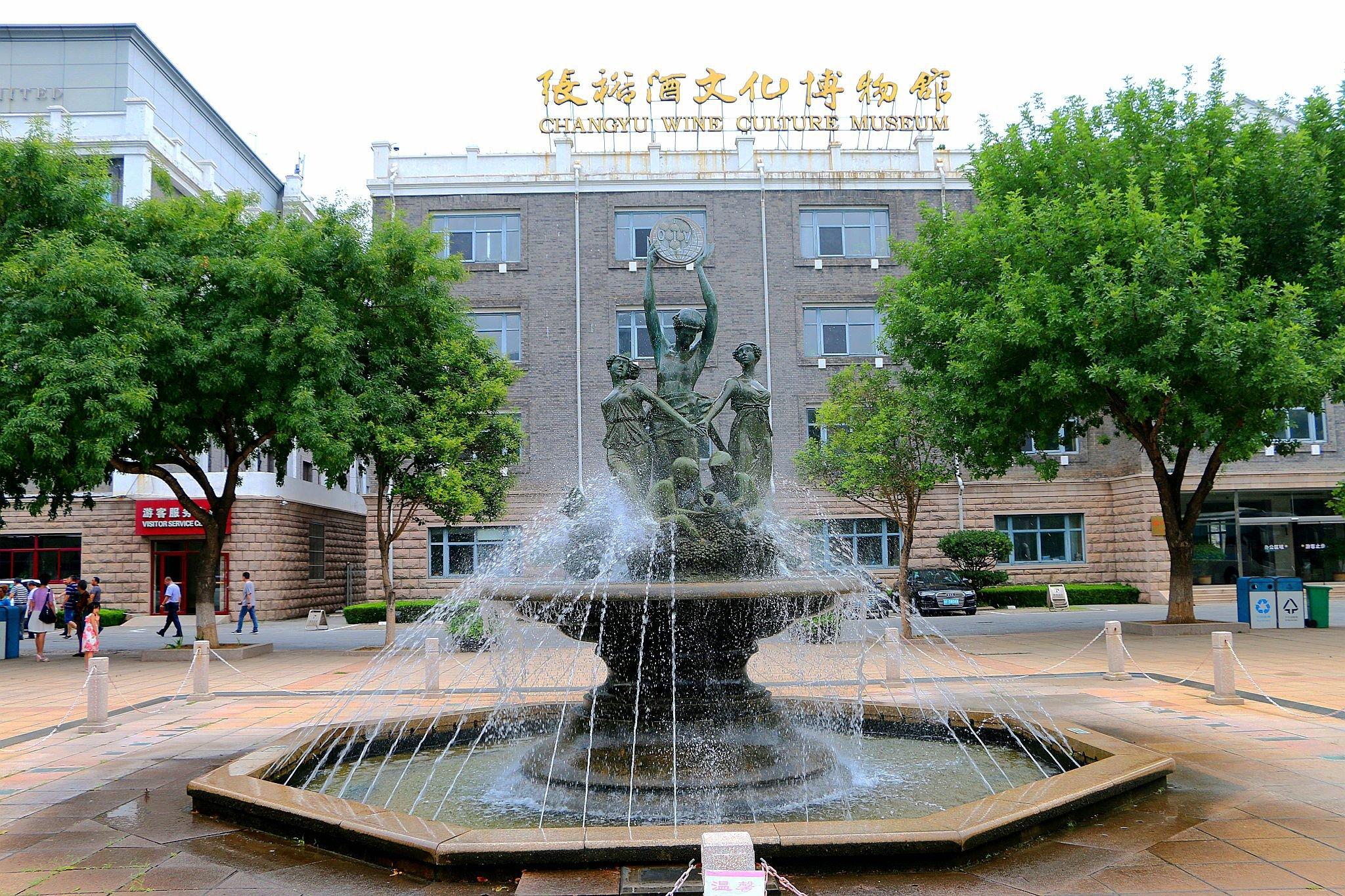 暑期带娃去海边,这几个城市是优选,人好景美好去处-适合去海边玩的城市
