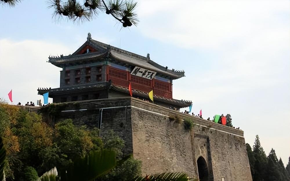暑期带娃去海边,这几个城市是优选,人好景美好去处-适合去海边玩的城市