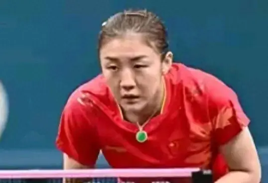 实力碾压,双双4-0横扫晋级,陈梦、孙颖莎会师女单决赛-孙颖莎女单赢过陈梦吗