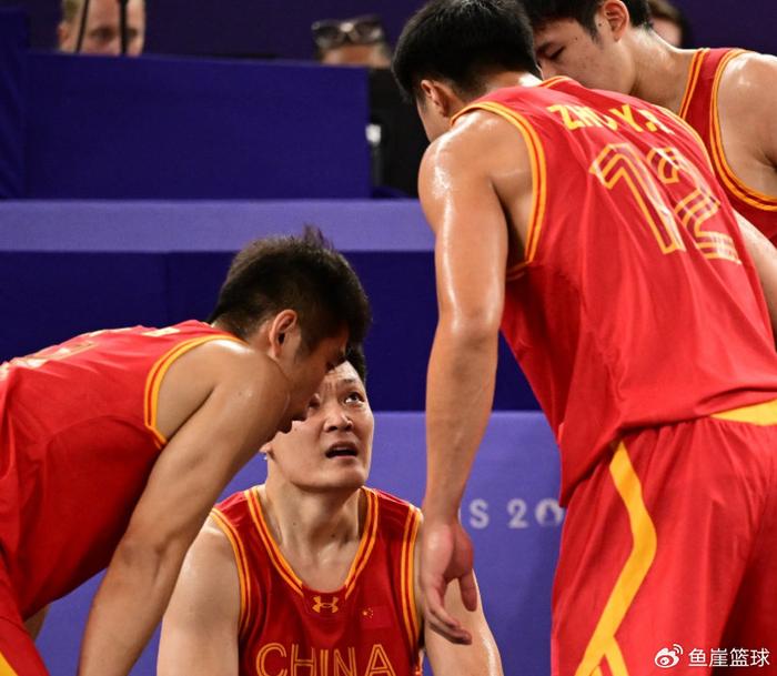 中国男篮出局!张宁外线失准,法国男篮罚球绝杀,男篮败因也出炉-中国男篮对法国男篮领先21分翻盘