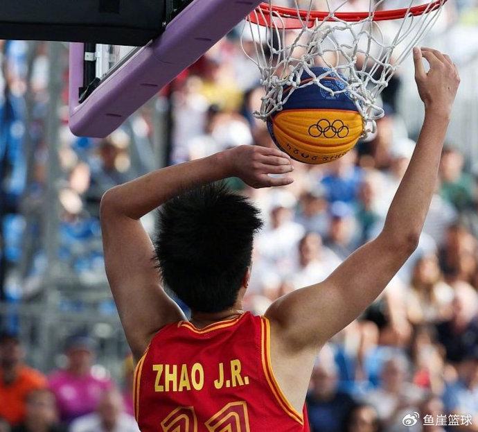 中国男篮出局!张宁外线失准,法国男篮罚球绝杀,男篮败因也出炉-中国男篮对法国男篮领先21分翻盘