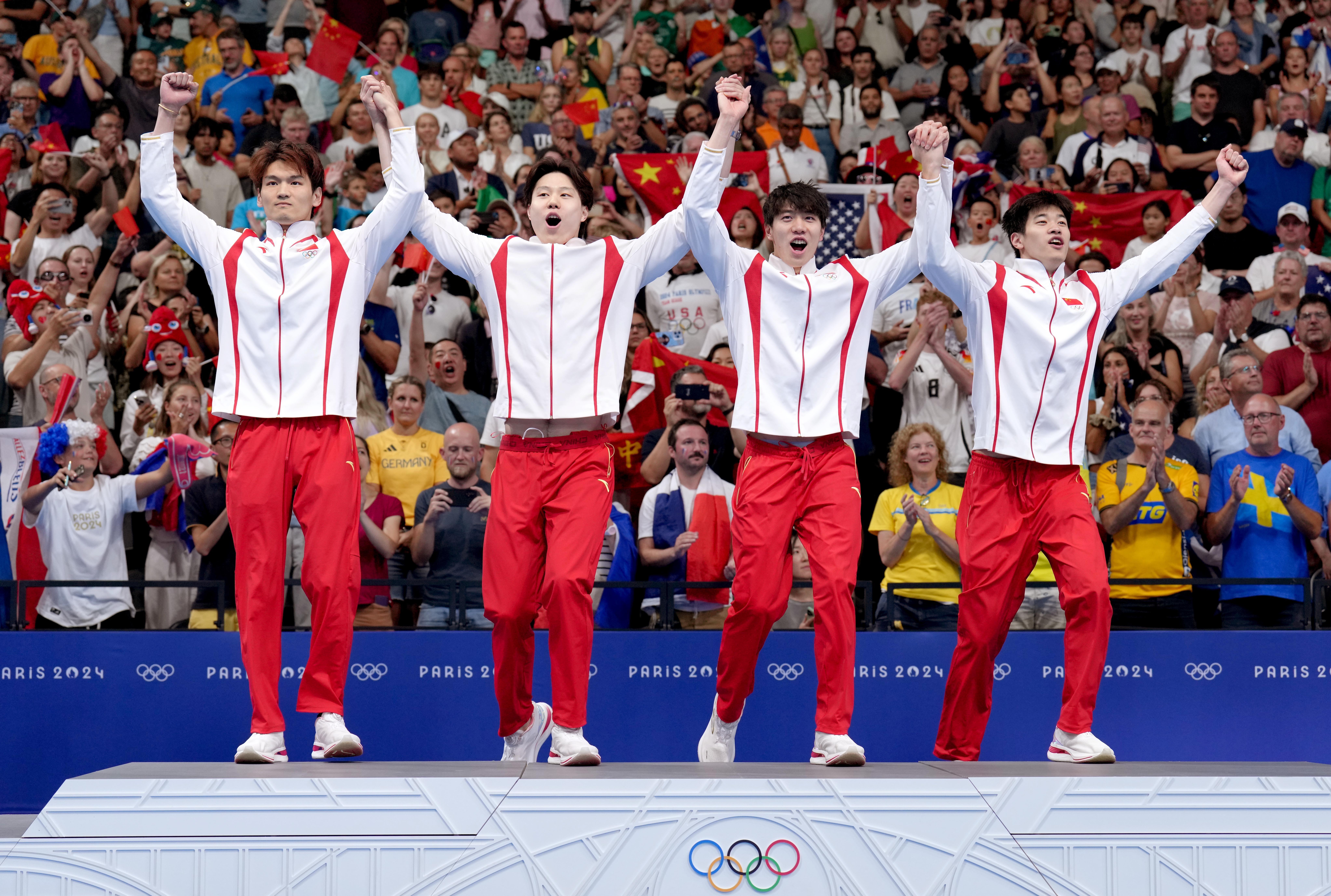 潘展乐：冠军是我们的，不满意的应该是别人，不会是我们-潘展砚大夫怎么样