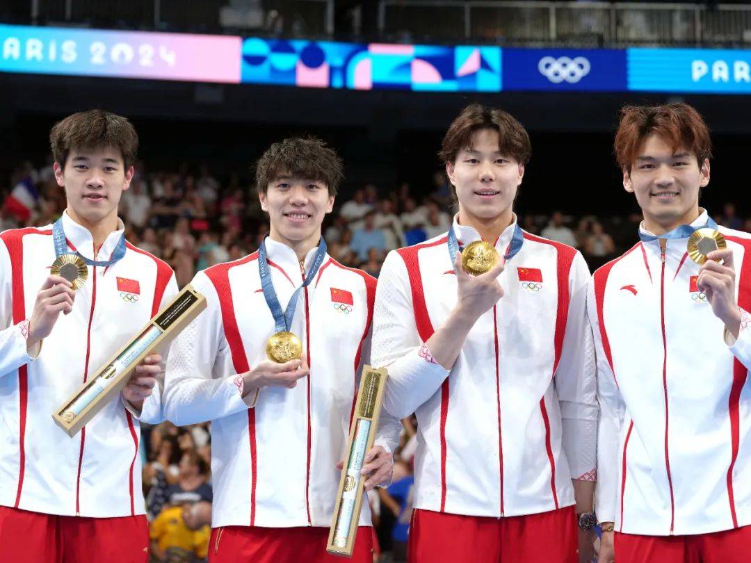 潘展乐霸气回应：冠军是我们，不满意的应该是别人-潘展云个人简历