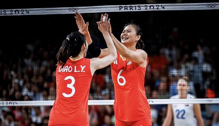 中国女排3-1塞尔维亚进八强:李盈莹完美,龚翔宇奇兵,朱婷无奈-中国女排3比1塞尔维亚赛事回放